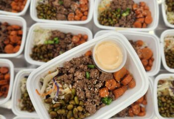 Egg Roll Bowl with Sriracha Mayo